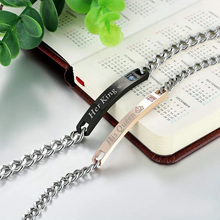 Romantyczny prezent dla par, zestaw bransoletek Her King i His Queen