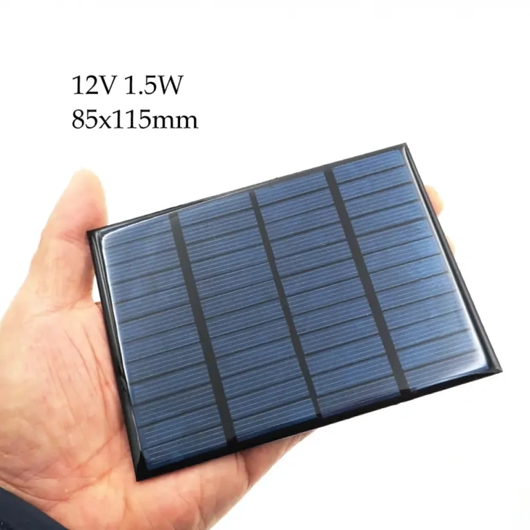 Mały panel solarny 115x85mm z regulowanym wyjściem