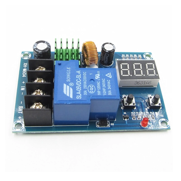 Urządzenie do odcięcia zasilania po naładowaniu baterii