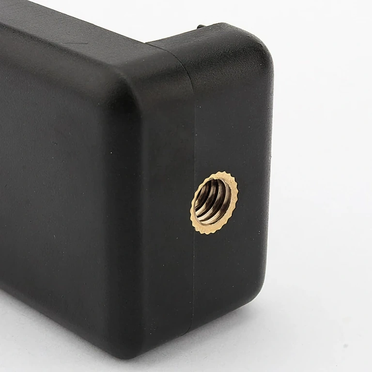 Adapter kompatybilny ze wszystkimi smartfonami do montażu na statywie