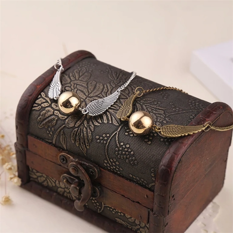 Idealny prezent – bransoletka z symbolami świata Harry’ego Pottera