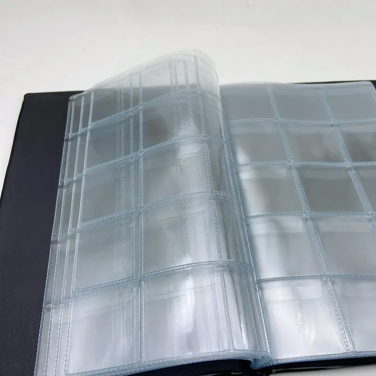 Album z 10 stronami do organizacji do 150 monet