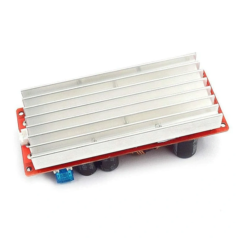 Solidny konwerter DC-DC do zasilania obciążeń dużej mocy