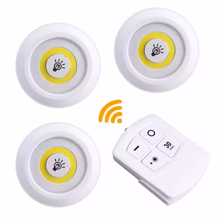 Zestaw 3 reflektorów LED z pilotem – lampy na baterie do oświetlenia wnętrz