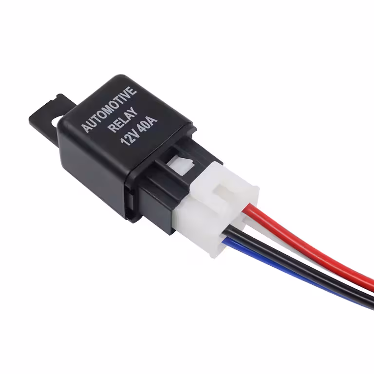 Przekaźnik samochodowy 12V 4-pin 40A z gniazdem – kompatybilny z instalacjami elektrycznymi 12V
